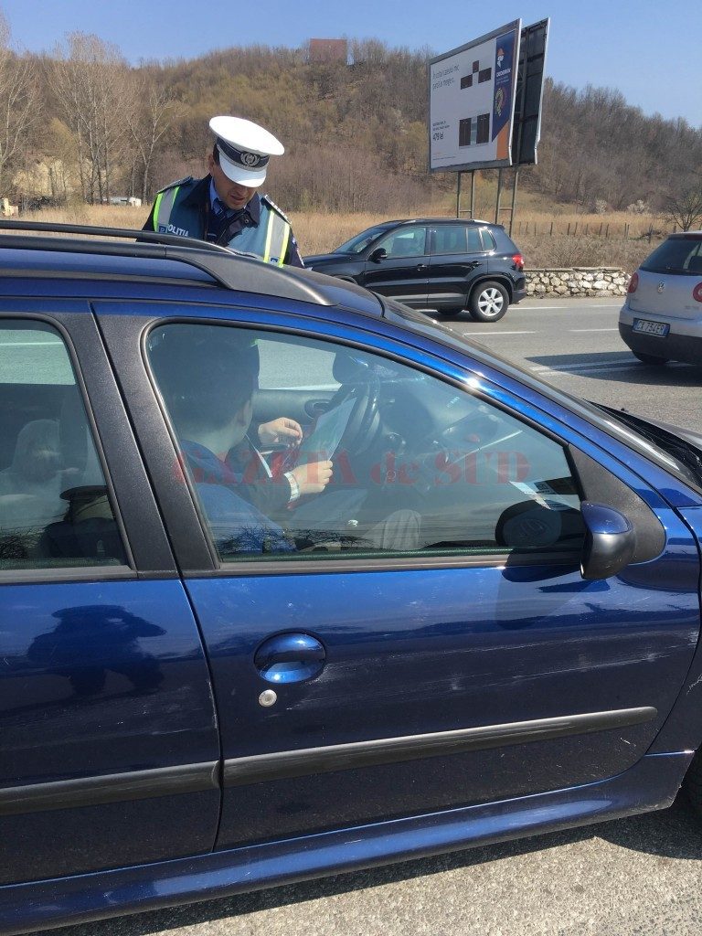 28 de permise de conducere reținute în ultimele 24 de ore de polițiștii mehedințeni