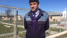 Polițistul doljean spune că a fost agresat atât de șeful Postului de Poliție Cârna, cât și de ajutorul acestuia