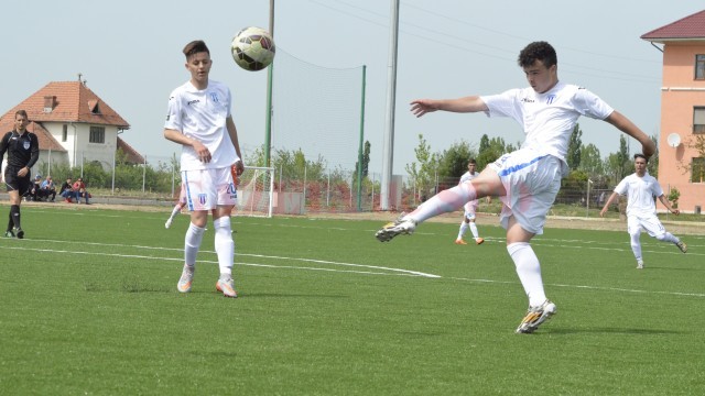 Alb-albaștrii luptă cu Dinamo pentru un loc în finala mare la Liga Elitelor U17 (foto: Alexandru Vîrtosu)