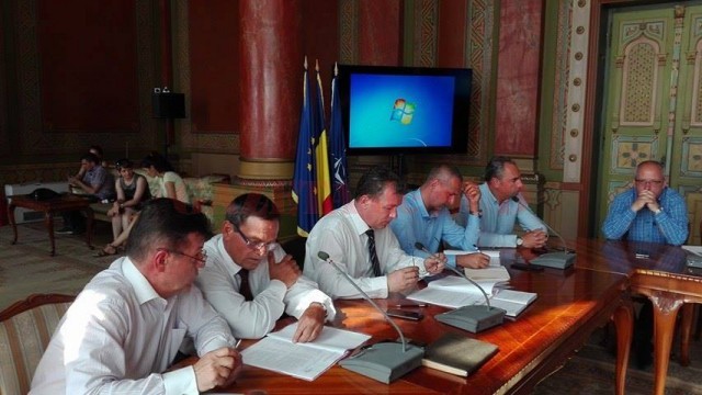 Şefii Consiliului Judeţean vor să schimbe modul de lucru în instituţie