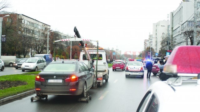 Mașinile de ridicări s-ar putea întoarce pe străzi după ce modificările aduse Codului Rutier vor intra în vigoare (Foto: arhiva GdS)