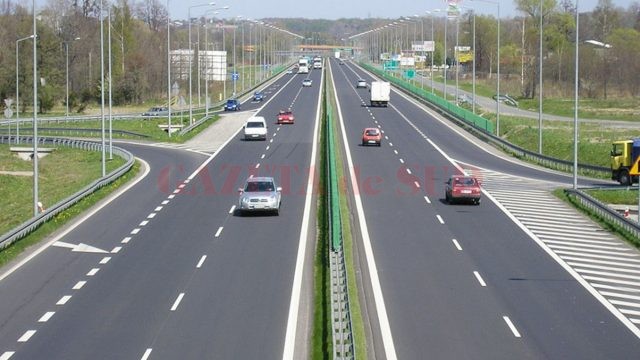 Până când se vor hotârî ce soluţie adoptă, autorităţile anulează licitaţia pentru construirea  şi concesionarea autostrăzii Craiova-Pitești care trena de trei ani şi jumătate (Foto: hotnews.ro)