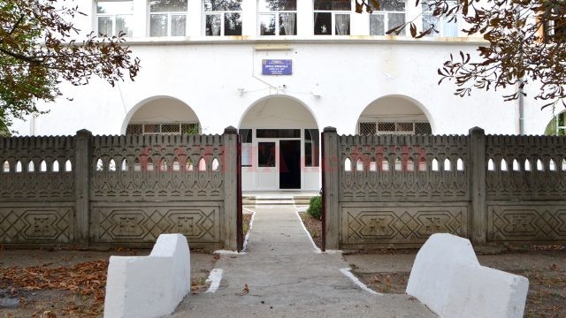 Școala gimnazială Dioști, una dintre unitățile școlare din Dolj unde elevii învață în clase  cu predare în regim simultan