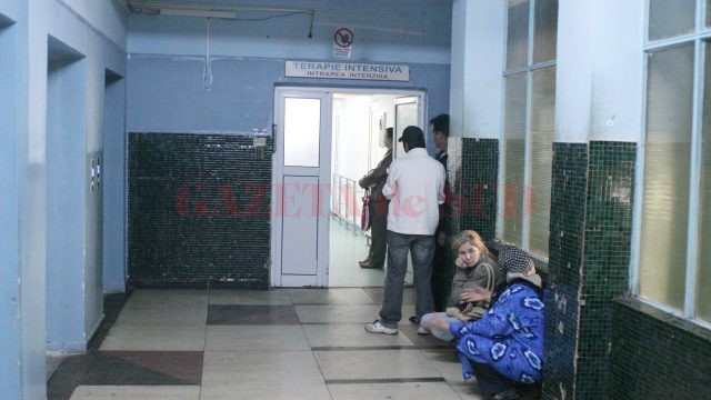 În Secția de Terapie Intensivă de la etajul trei al Spitalului Judeţean de Urgenţă  din Craiova au fost descoperiți germeni peste limita admisă (Foto: Arhiva GdS)