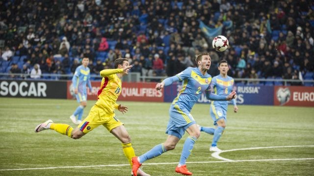 Bogdan Stancu (în galben) şi colegii săi au obţinut doar un punct la Astana (foto: frf.ro) 