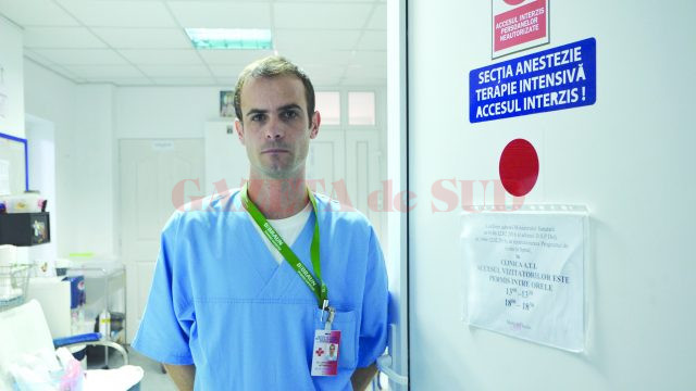 Dr. Liviu Aftinescu, medic specialist ATI la Spitalul „Filantropia“, spune că medicina de performanţă nu se poate face cu bani puţini (Foto: Bogdan Grosu)