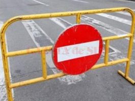 DN 66 este blocat la Drăguțești, ca urmare a unui accident rutier