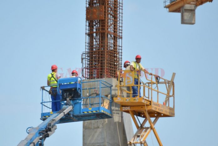 muncitori constructii stadionbun