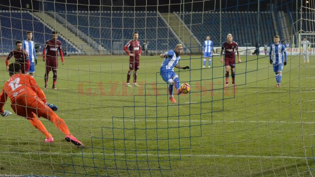 Zlatinski a deschis drumul spre victorie în meciul cu CFR (Foto: Alexandru Vîrtosu)