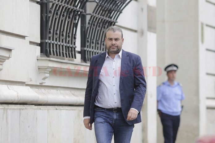 valcov Darius Vâlcov, pus sub control judiciar
