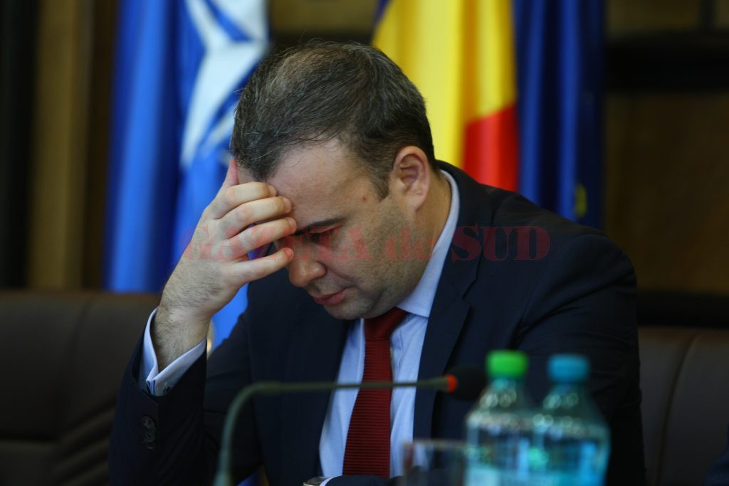 Darius Vâlcov a rămas fără diploma de doctor