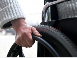 Persoanele cu dizabilități pot beneficia de acordarea de vouchere pentru achiziționarea de dispozitive şi tehnologii asistive şi tehnologii de acces