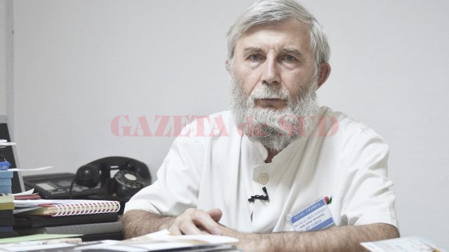 Prof. univ. dr. Virgil Pătraşcu, șeful Clinicii de Dermatologie (FOTO: Bogdan Grosu)