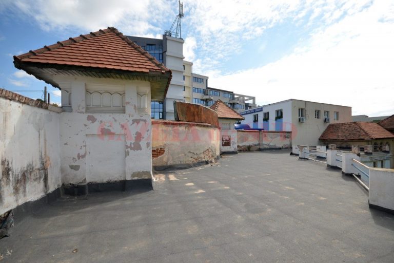 Cum s-a trezit CJ Dolj cu o „bijuterie“ în curte după 16 ani