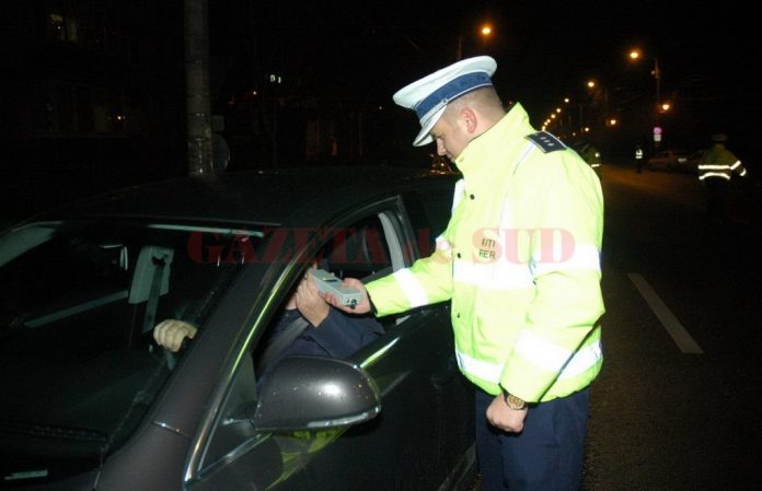 Poliţiştii din Olt, la „vânătoare“ de şoferi Şoferi aflaţi sub influenţa alcoolului