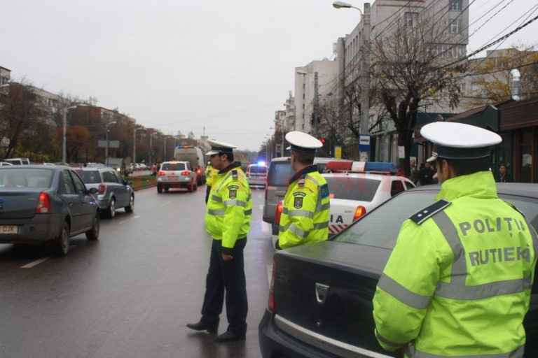 Mehedinţi: 54 de sancțiuni au fost aplicate de polițiștii rutieri în ultimele 24 de ore