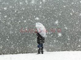 Se întoarce zăpada! Cod galben de precipitaţii până joi dimineaţă