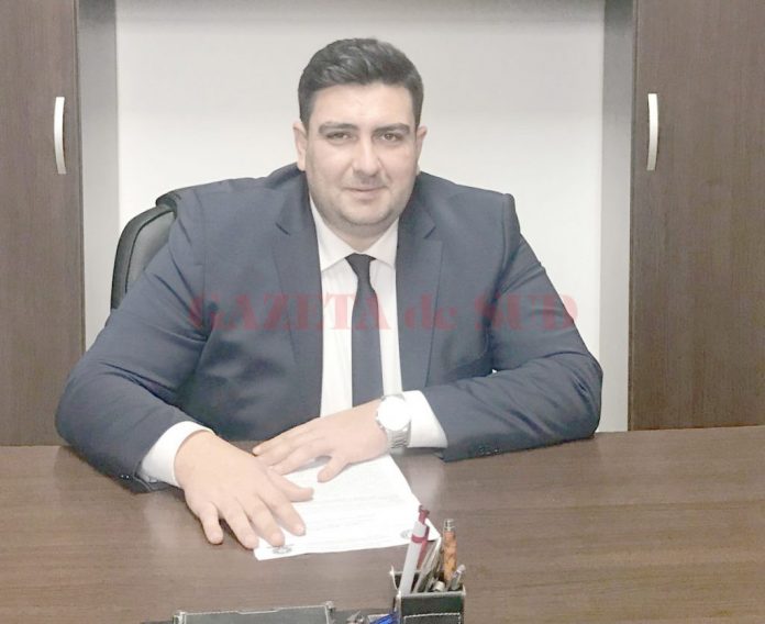 Costin-Ionuţ Ştefănescu, primarul din Robăneşti