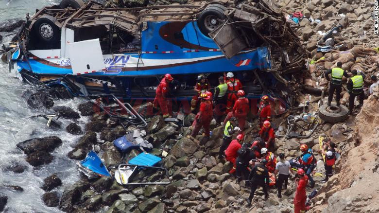 180102173414-peru-bus-accident-restricted-exlarge-169