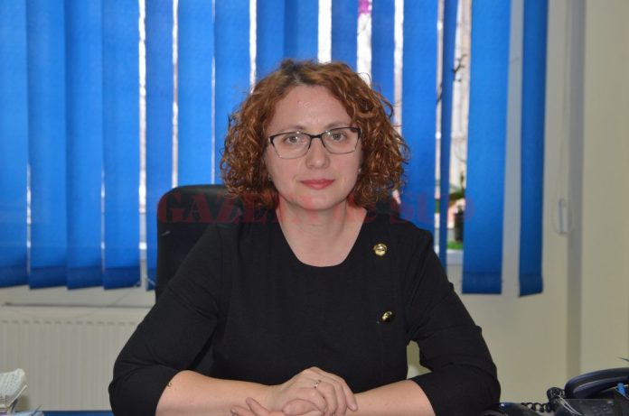 Maria Vasile, comisarul-șef al Serviciului Public Comunitar Regim Permise de Conducere şi Înmatriculare a Vehiculelor