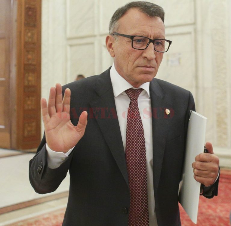 Percheziții la fermele de porci ale nepoților lui Paul Stănescu, într-un dosar de fraudă cu fonduri europene
