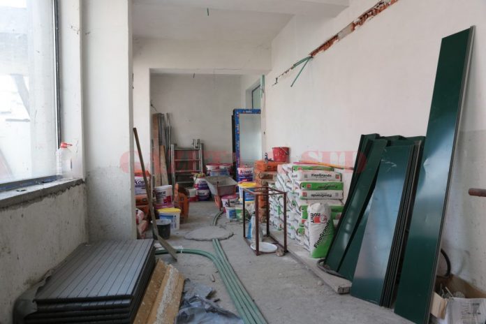 Primăria Craiova pune în joc circa 29 de milioane de lei pentru un nou acord-cadru de reparare a școlilor și a clădirilor pe care le are în administrare