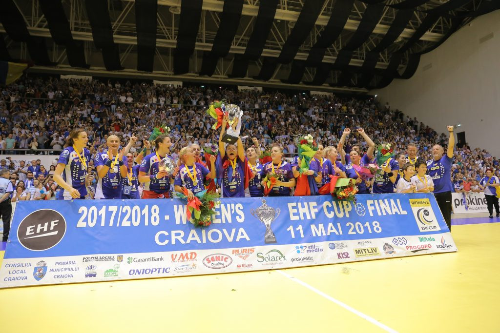 Handbalistele craiovene au cucerit, în premieră, Cupa EHF (foto: Claudiu Tudor)