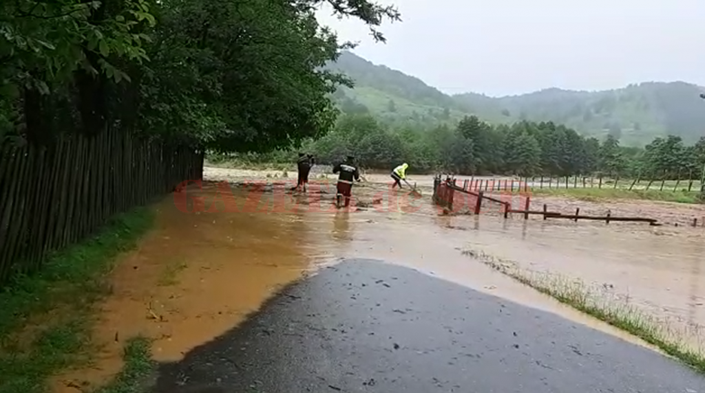 Cod Galben de inundaţii în Oltenia