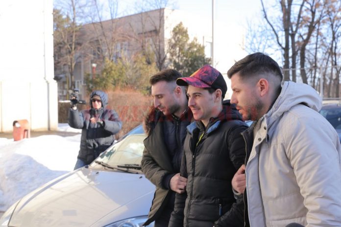 Tânărul de 24 de ani a fost reținut pe 3 martie, iar după două săptămâni a fost trimis în judecată pentru comiterea infracțiunii de tâlhărie calificată