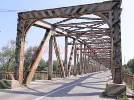 Circulaţia pe podul de la Bucovăţ va fi deviată. Şoferii au variante ocolitoare