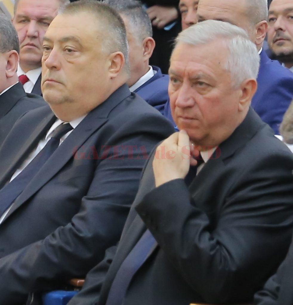 Doljul s-a îmbrăcat în roșu după Moș Nicolae. Mihail Genoiu şi Ion Prioteasa vor fi senatorii de Dolj din partea PSD