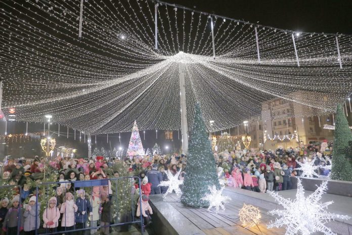 Iluminatul ornamental-festiv