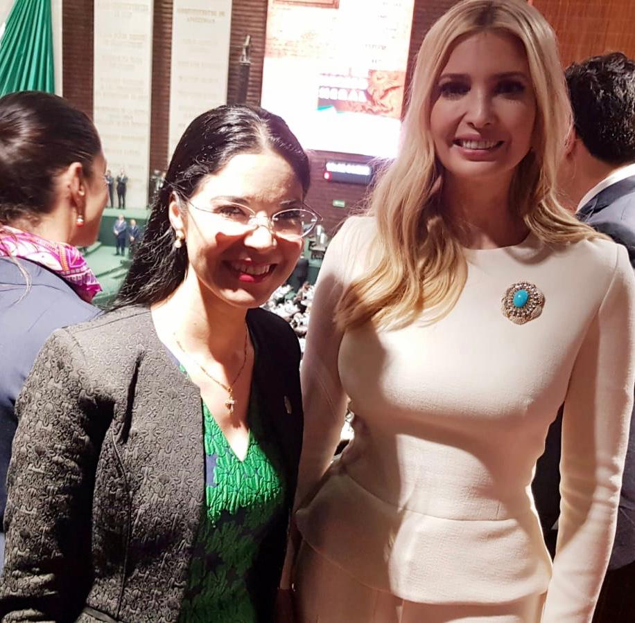 Ana Birchall, alături de Ivanka Trump, fiica preşedintelui SUA, în Camera Reprezentanților din Congresul SUA