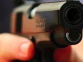 Un poliţist de la Brigada Operaţiuni Speciale s-a împuşcat în faţă cu arma din dotare