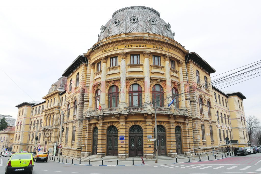 Se semnează contractul de reabilitare şi consolidare a Colegiului „Carol I“