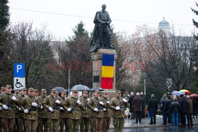 Anul trecut, s-a dat onorul la statuia lui Alexandru Ioan Cuza din centrul Craiovei