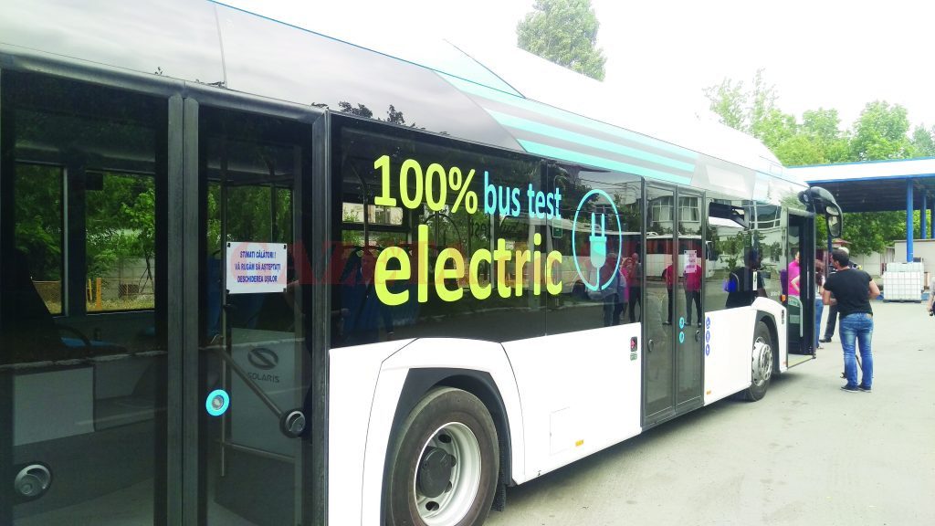 Achiziţia tramvaielor şi autobuzelor electrice destinate transportului public din Craiova îşi continuă cursul şi în această perioadă.