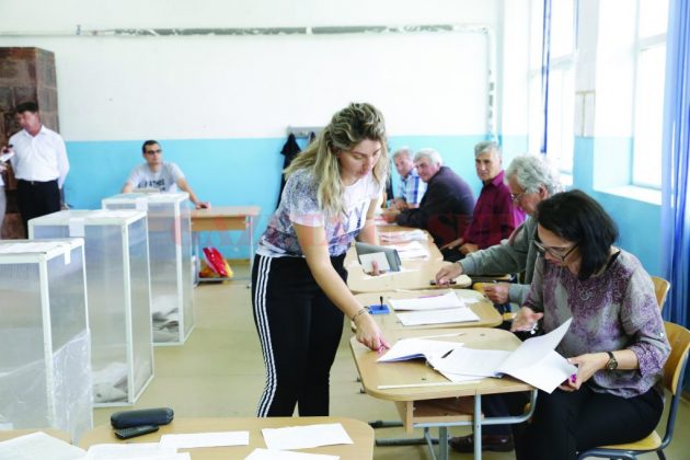Azi, ultima zi în care românii din diaspora se mai pot înscrie pentru prezidențialele din noiembrie