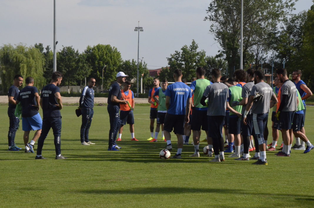 Corneliu Papură a comandat primul antrenament al verii (Foto: Alexandru Vîrtosu)