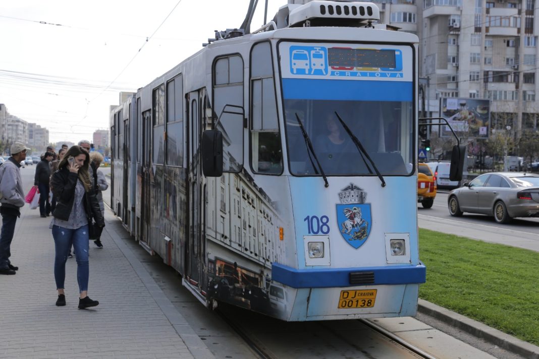 Achiziţia de tramvaie pentru Craiova a suferit un prim eşec