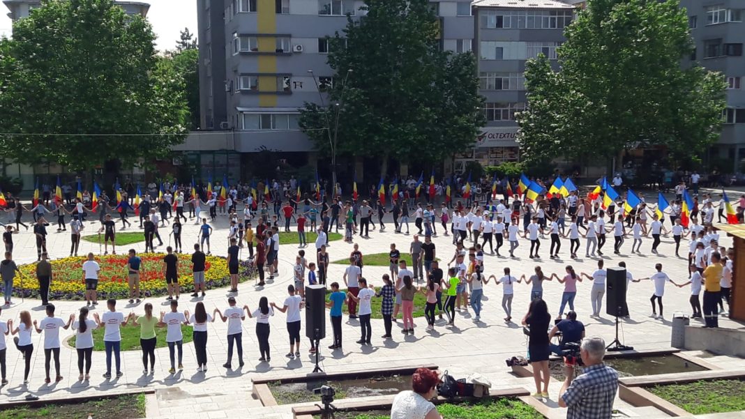 Festivalul-concurs care transformă Slatina în capitala călușului