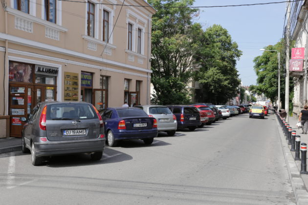 Parcările cu plată de pe strada Mihail Kogălniceanu