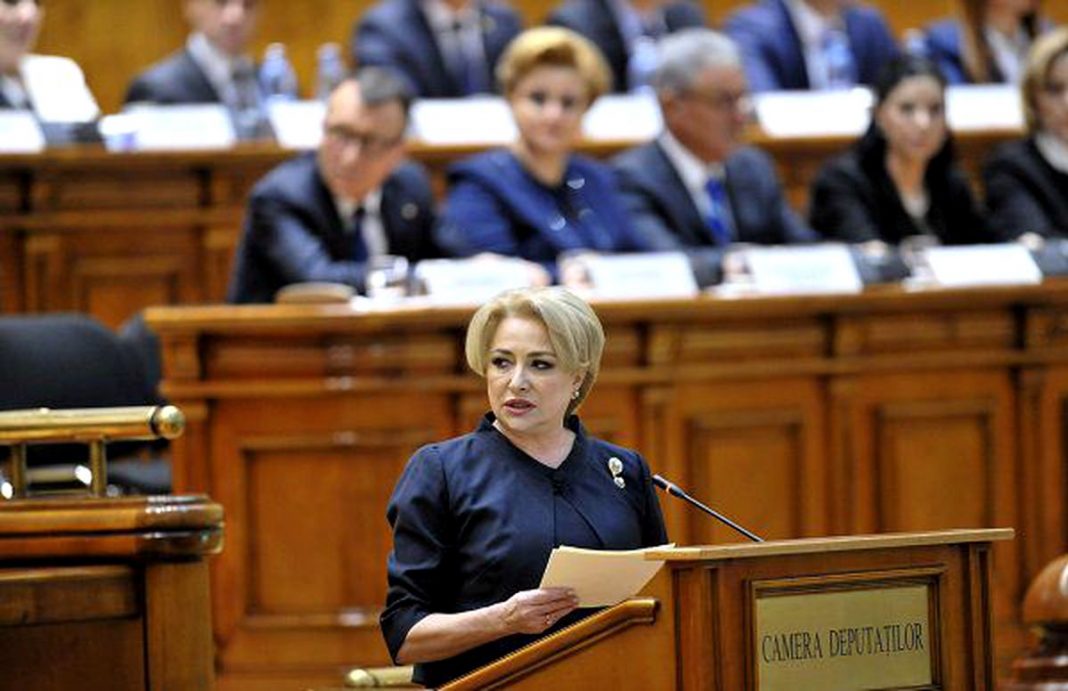 Moţiunea de cenzură împotriva Guvernului a fost depusă