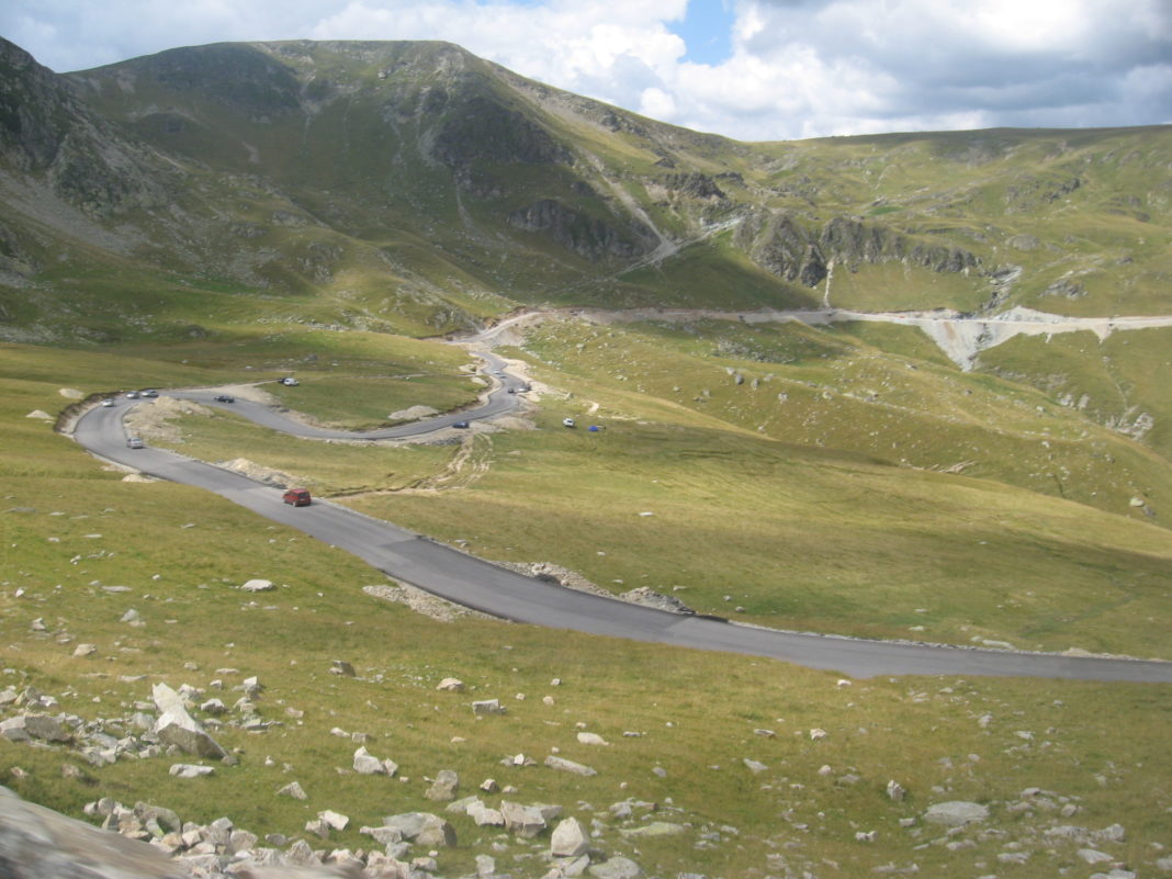 Circulația pe Transalpina va fi închisă pe 10 și 11 august, pentru Campionatul Național de Drift