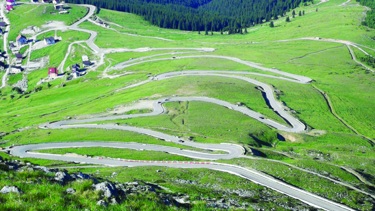 Se închide Transalpina începând de mâine, 29 octombrie, între Rânca și Obârsia Lotrului