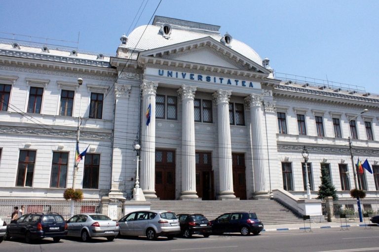 Universitatea din Craiova a prezentat oferta pentru admitere