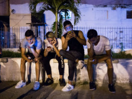 Cuba extinde accesul la Internet