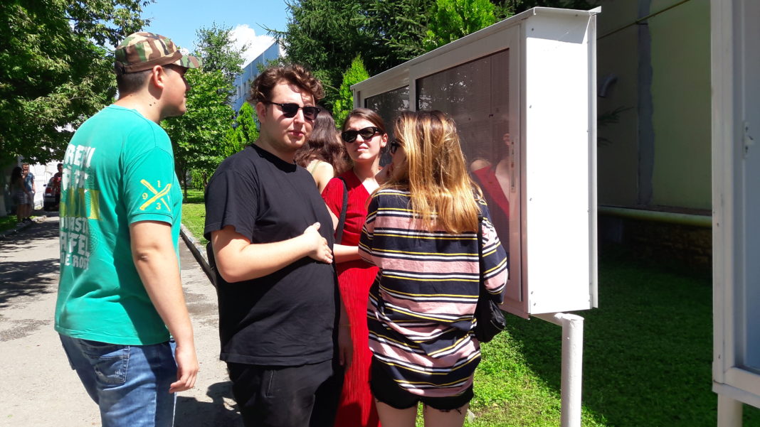 Val de contestații la limba română în Olt