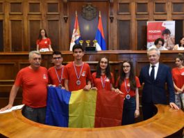 Mai mulţi elevi de la Buzeşti, premiaţi în Belgrad