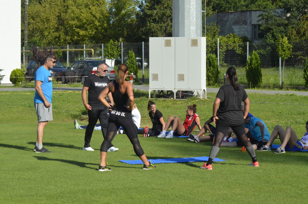 Trupa lui Bogdan Burcea a primit rezultatul tragerii la sorţi în cantonamentul din Grecia (Foto: Alex Vîrtosu)